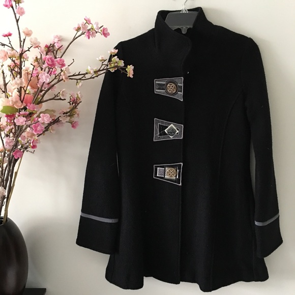 Icelandic Design Jackets & Blazers - Icelandic Design Womans 100% Wool Bacall Coat XS